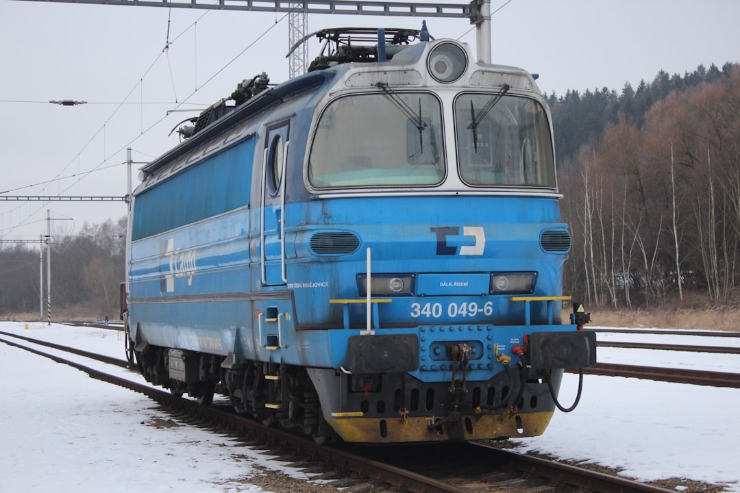 AZ-900 vs AZ-104 vs AZ-305: The Azure Progression Decoded